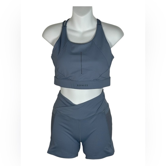 BERMIES SEAFOAM YOGA SET TOP & BOTTOMS - Picture 10 of 12